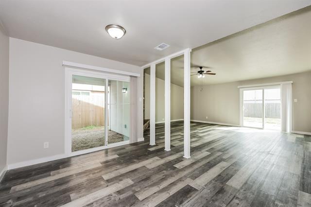 Foto del edificio - 4129 7 Gables St