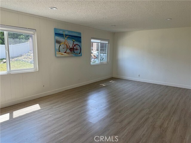 Building Photo - 21126 Silver Cloud Dr