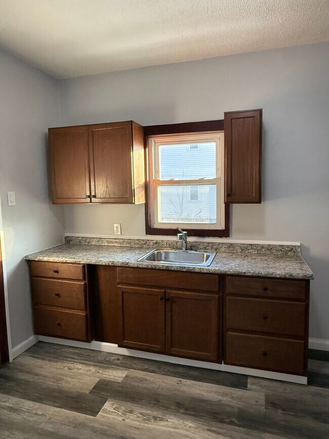 Foto del edificio - Cleveland Eastside single-family home