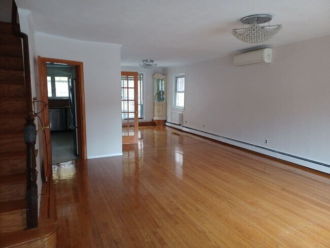 Building Photo - 6630 Wetherole St