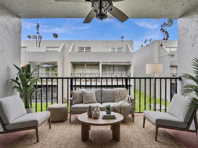 Foto del edificio - 210 NW 87th Ave