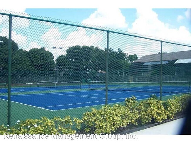 Foto del edificio - 7173 Orange Dr