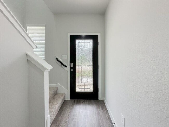 Building Photo - 7830 Alset Dr