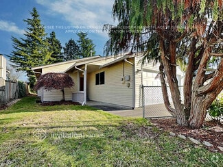 3113 57th Ave NE