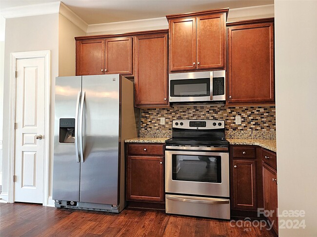 Foto del edificio - 284 Halton Crossing Dr SW