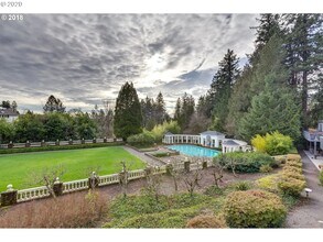 Building Photo - 3649 SW 52nd Pl