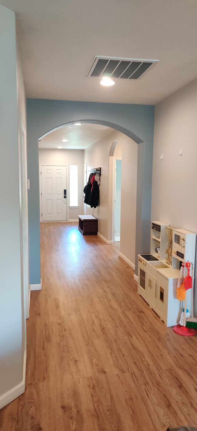 Foto del edificio - 2539 Jordan St