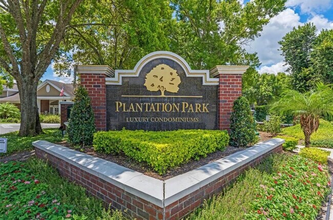 Foto del edificio - 13015 Plantation Park Cir