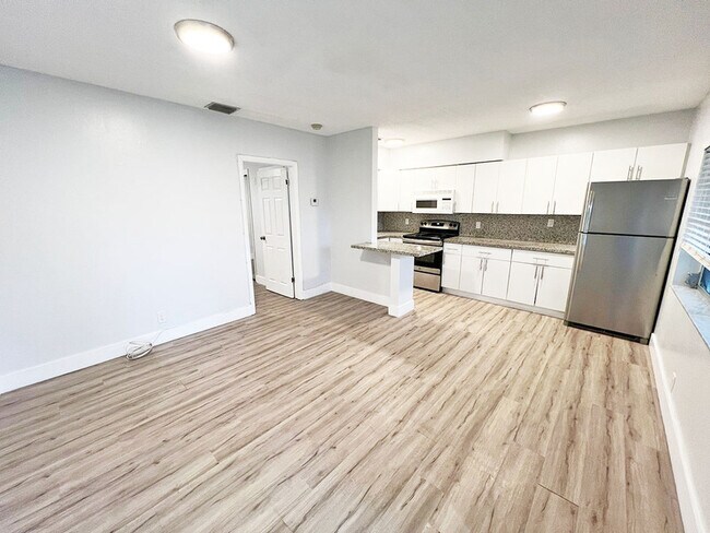 Foto del edificio - 631 NE 10th Ave