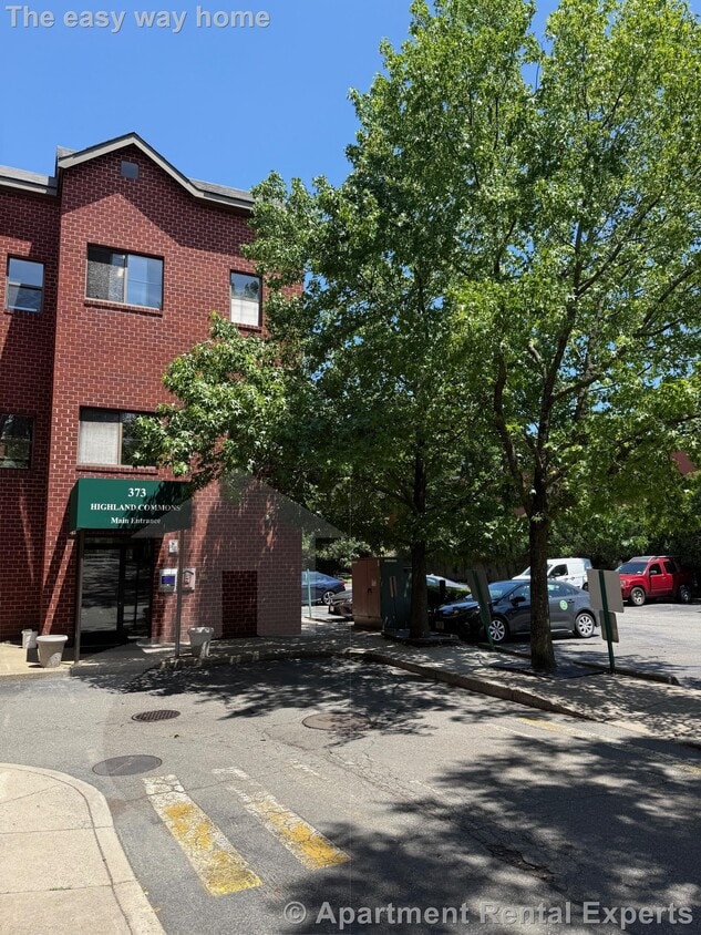 Photo - 373 Highland Ave