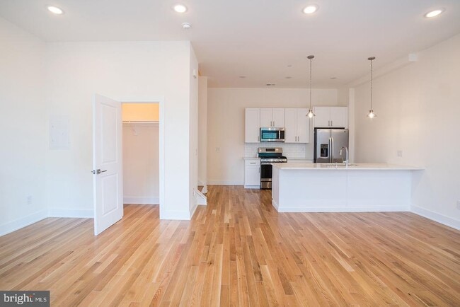 Building Photo - 1115 Germantown Ave