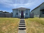 Foto principal - Charming 2 Bed 1 Bath home located in Eureka