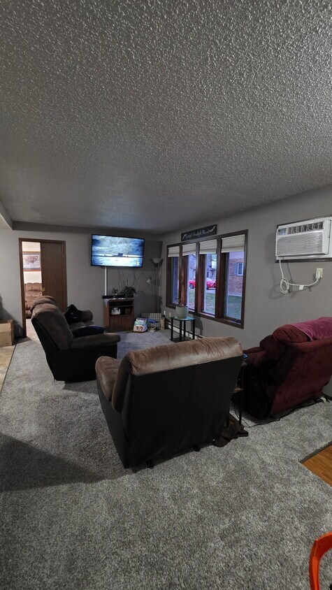 Foto principal - 1006 Hackberry Dr