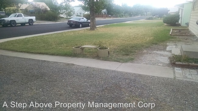 Foto del edificio - 2533 Elm Ave