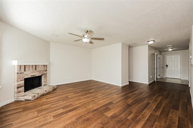 Foto del edificio - 664 Lowe Dr