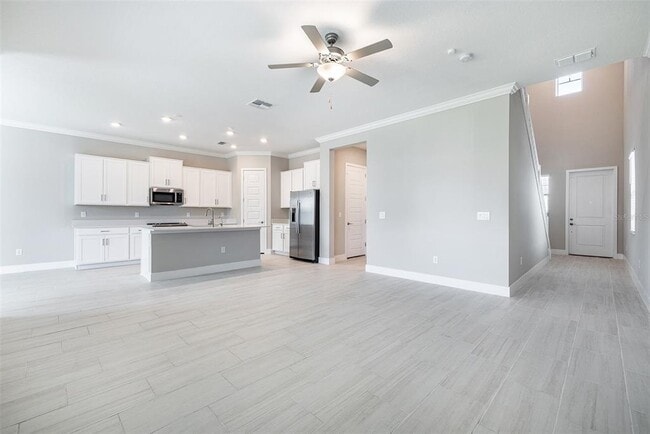 Building Photo - 7706 S Shamrock Rd