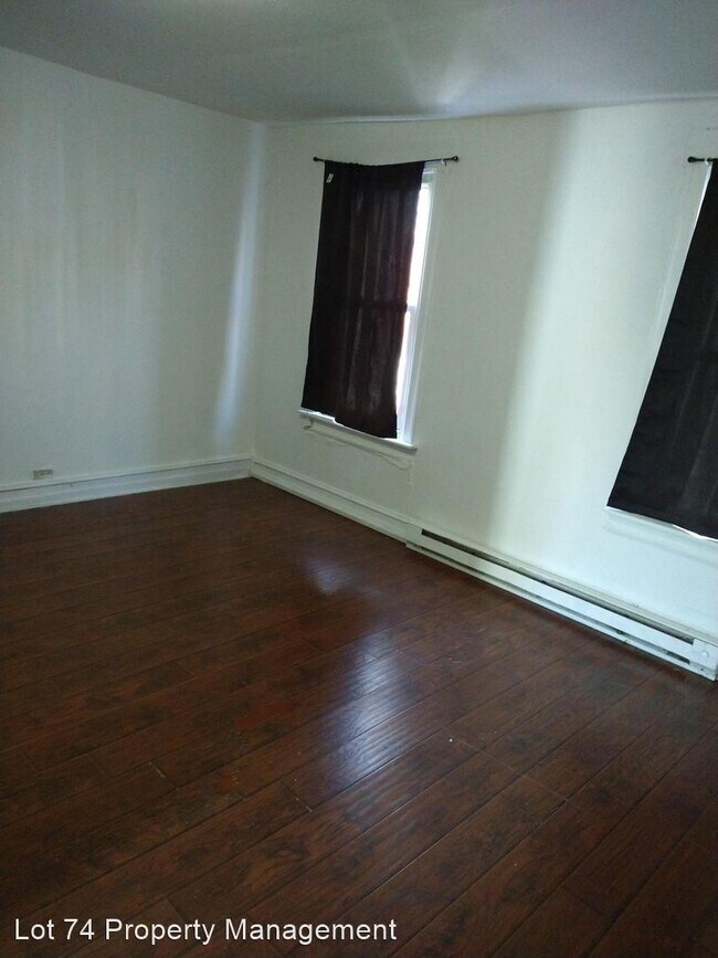 Building Photo - 4 br, 2 bath House - 525 N. Jordan Street