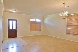 Building Photo - 3215 Cumberland Ct