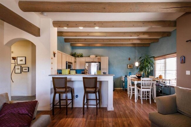 Building Photo - 7046 Valentine Loop