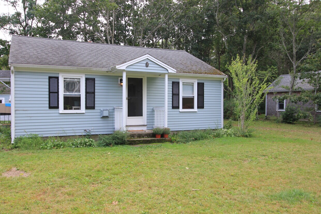 3 Fern Ave, Sandwich, MA 02537 House Rental in Sandwich, MA