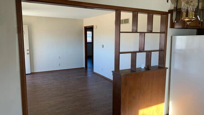 Building Photo - 3008 S. Exchange Pl. Wichita KS.