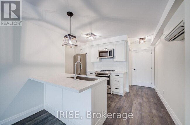 Photo du bâtiment - 619 Mt Pleasant Rd