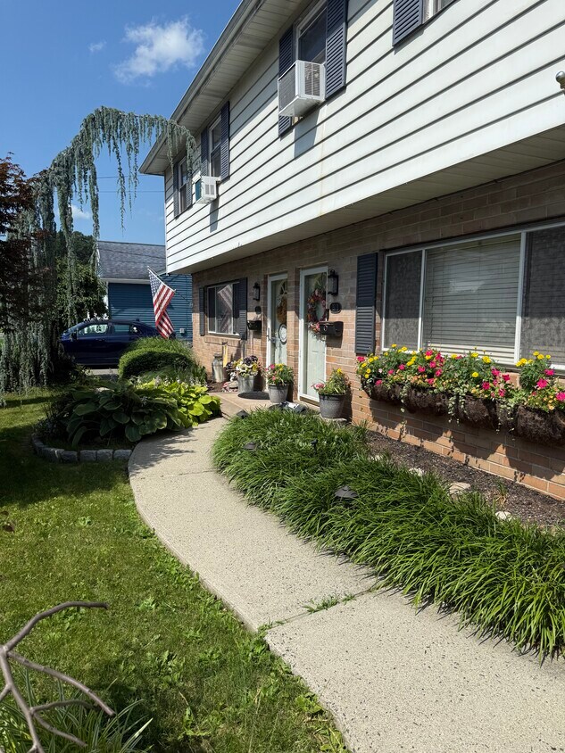 Foto principal - 151 Greenwood Ave