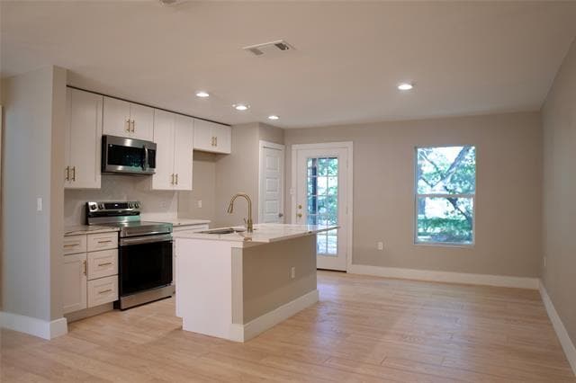 Foto del edificio - 2148 Kathleen Ave