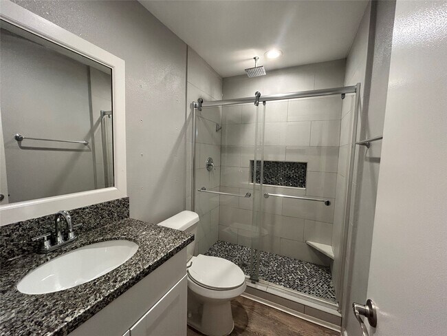 Foto del edificio - 2810 Beauchamp St