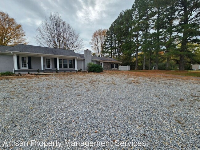 Building Photo - 3 br, 2.5 bath House - 5700 Highway 100