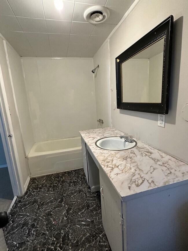 Foto del edificio - 2741 Coral Way
