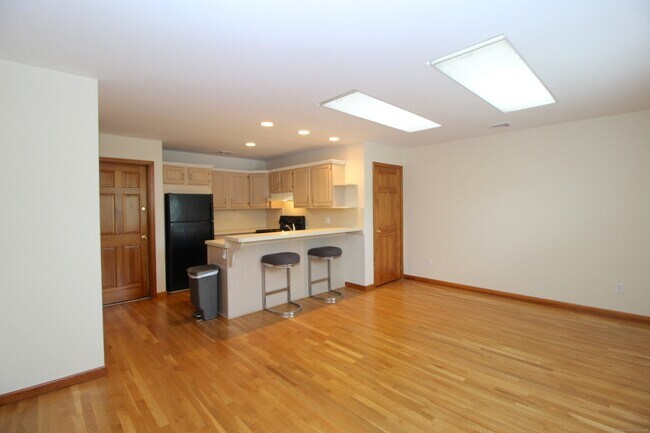 Foto del edificio - 107 Saugatuck Ave