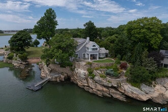 Building Photo - 18 Rockland Park