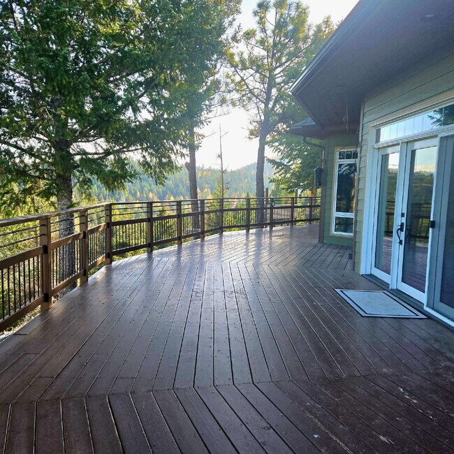 Foto del edificio - VIEWS!