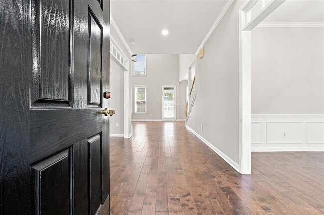 Building Photo - 3247 Green Farm Trail NE