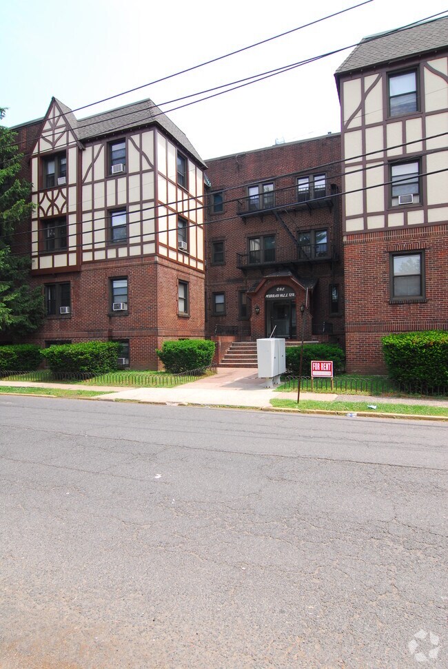 1 Murray Hill Ter, Bergenfield, NJ 07621 Apartments in Bergenfield