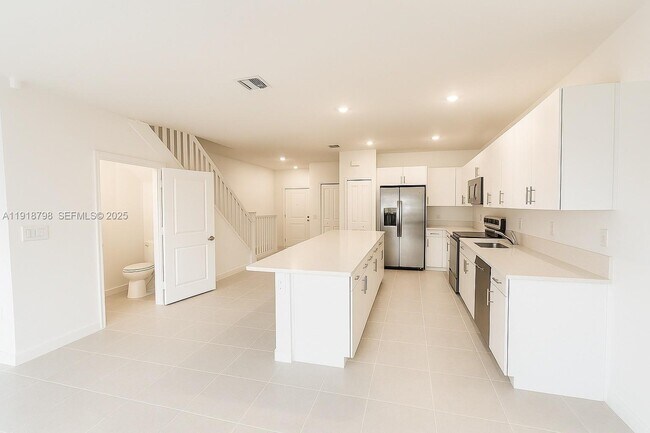 Foto del edificio - 25564 SW 108th Ave