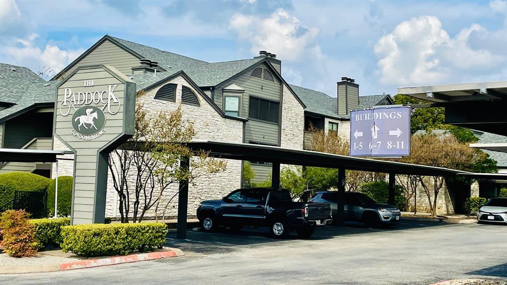 Foto principal - 1510 W N Loop Blvd