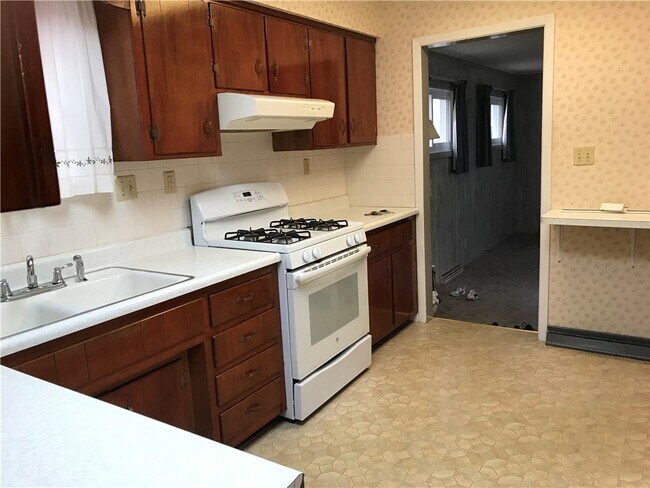 Foto del edificio - 1028 W 29th St