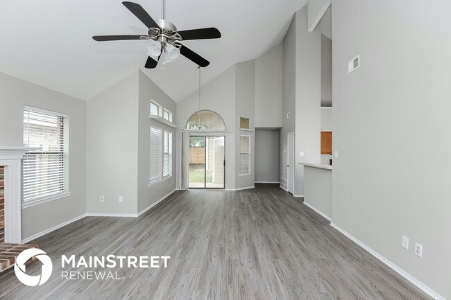 Building Photo - 2080 Palomino Trail