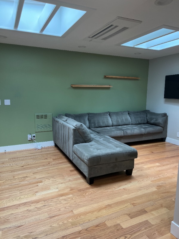 Building Photo - 438 N Center St