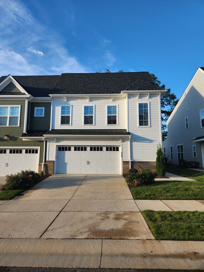 Building Photo - Midlothian-3 Bed 2.5 Bath Townhouse