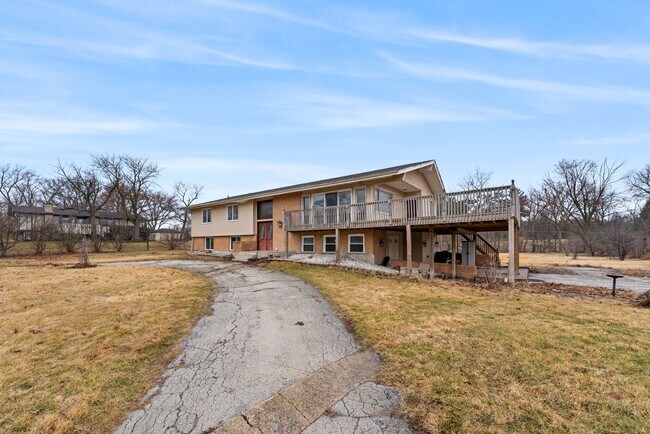 Foto del edificio - 2 Wild Cherry Ln