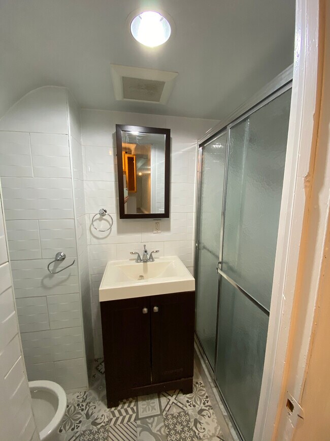 bathroom - 82 70th St