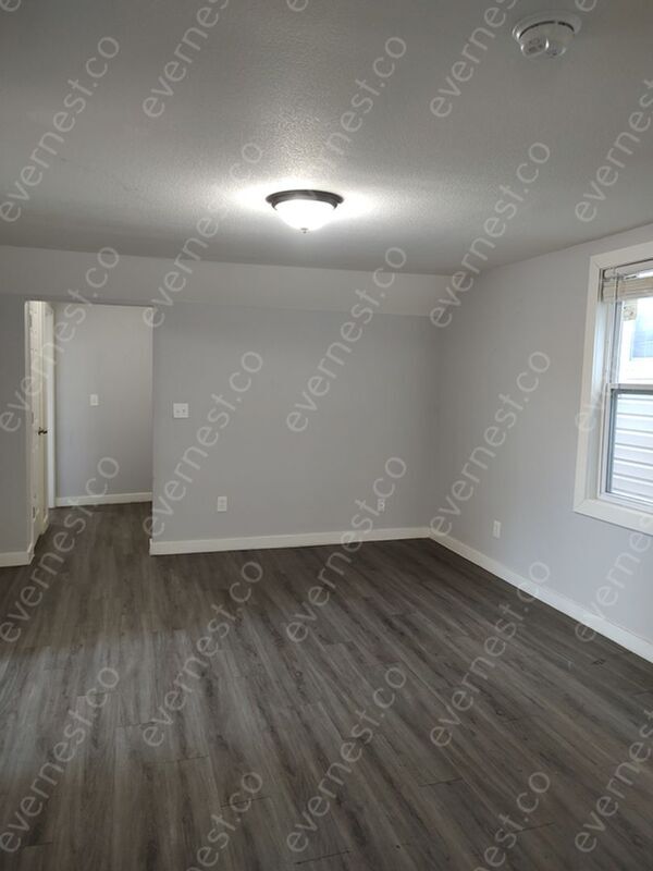 Building Photo - 520 Sandusky Ave