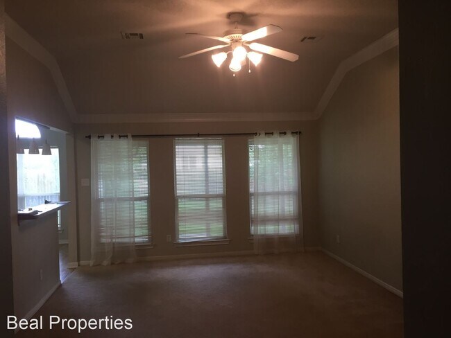 Building Photo - 3 br, 2 bath House - 3811 Meadow View