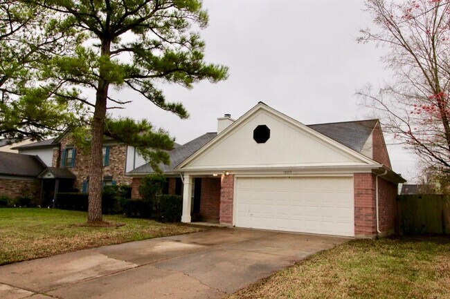 Foto del edificio - 10319 Tablerock Dr