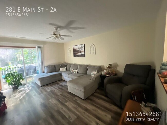 Building Photo - 281 E Main St