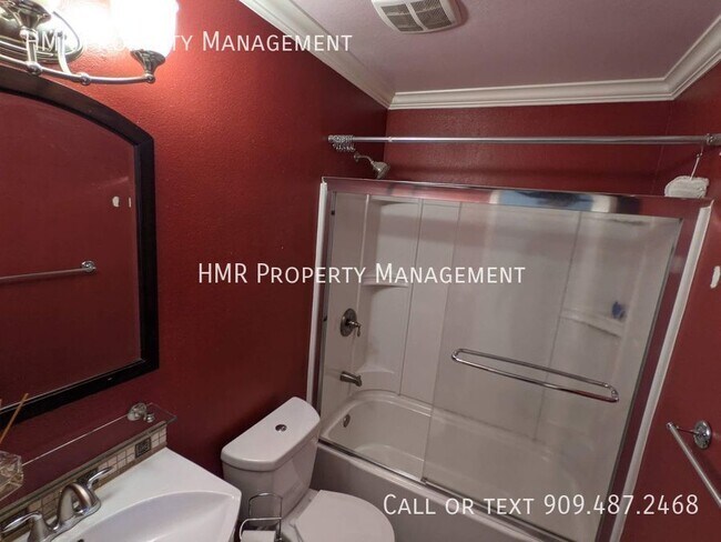 Building Photo - 4 Bedroom House in Walnut best school dist...