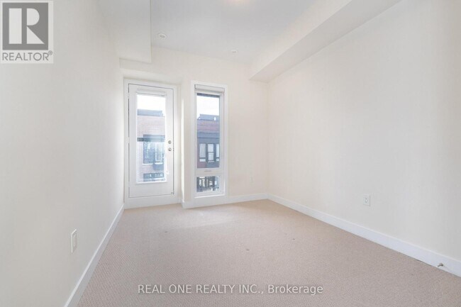 Building Photo - 28 Credit Ln